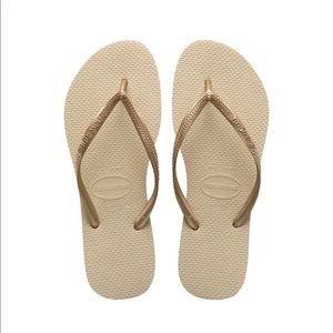 NWT | Havaianas | Women’s Flip Flops | Gold | 7/8